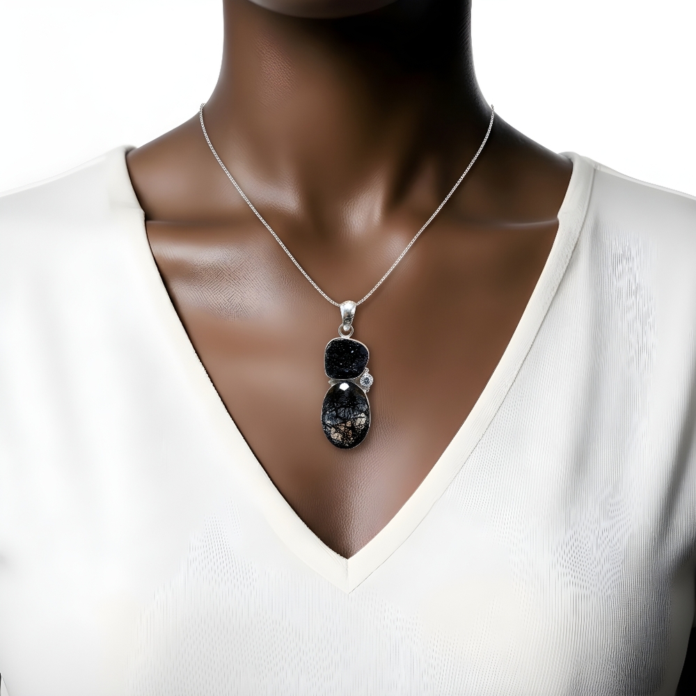 Sterling Silver 925 Pendant With Semiprecious Stones. - Picture 1 of 2
